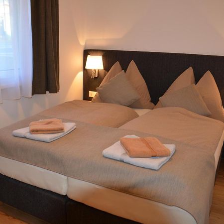 Apartment Haus Van Der Leij Russbach am Pass Gschütt Quarto foto