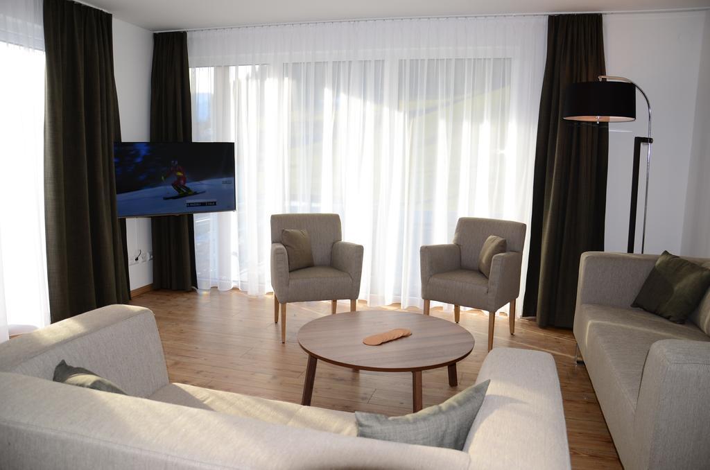 Apartment Haus Van Der Leij Russbach am Pass Gschütt Quarto foto