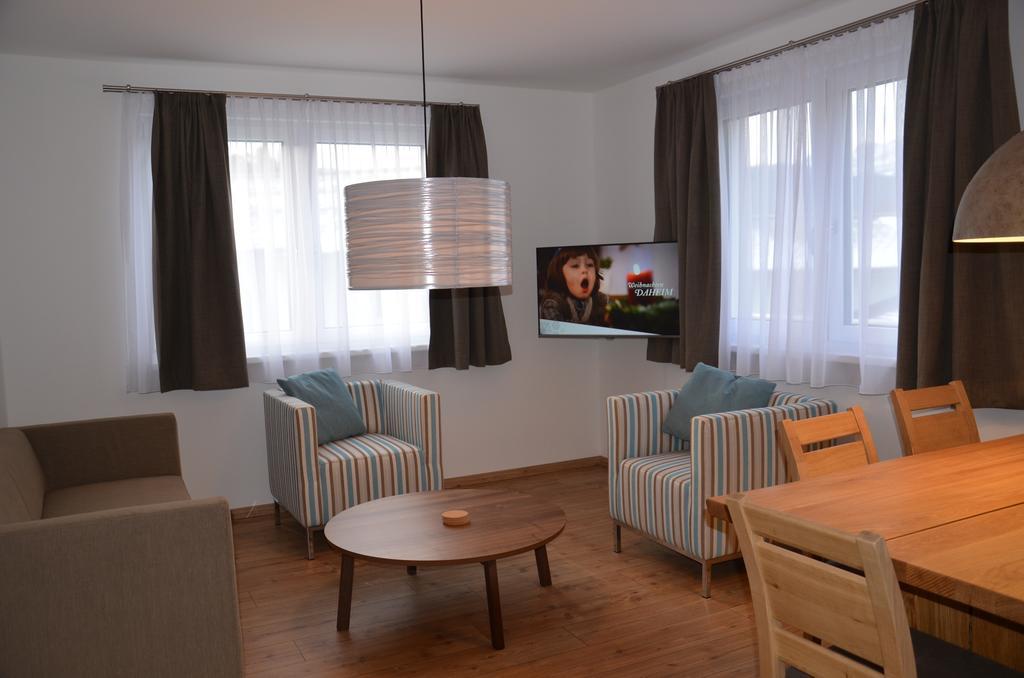 Apartment Haus Van Der Leij Russbach am Pass Gschütt Quarto foto